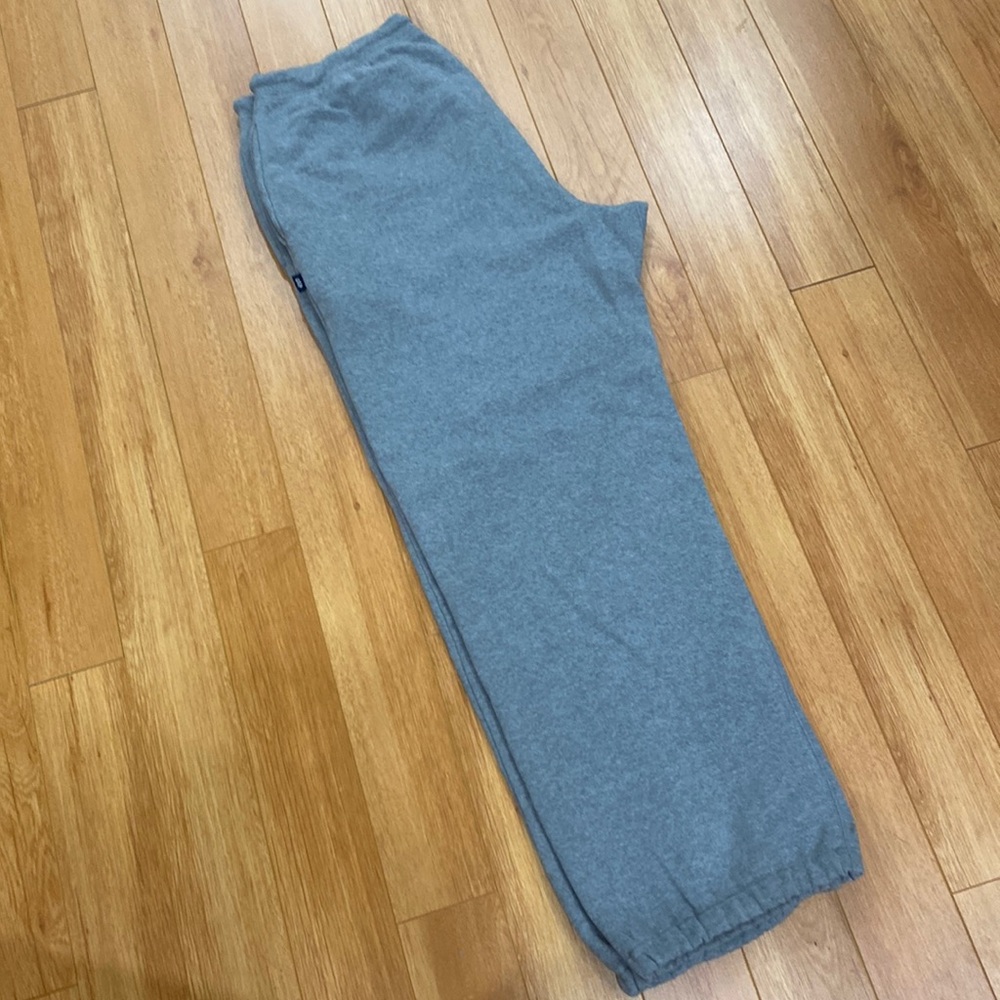 3/$40 GAP pants